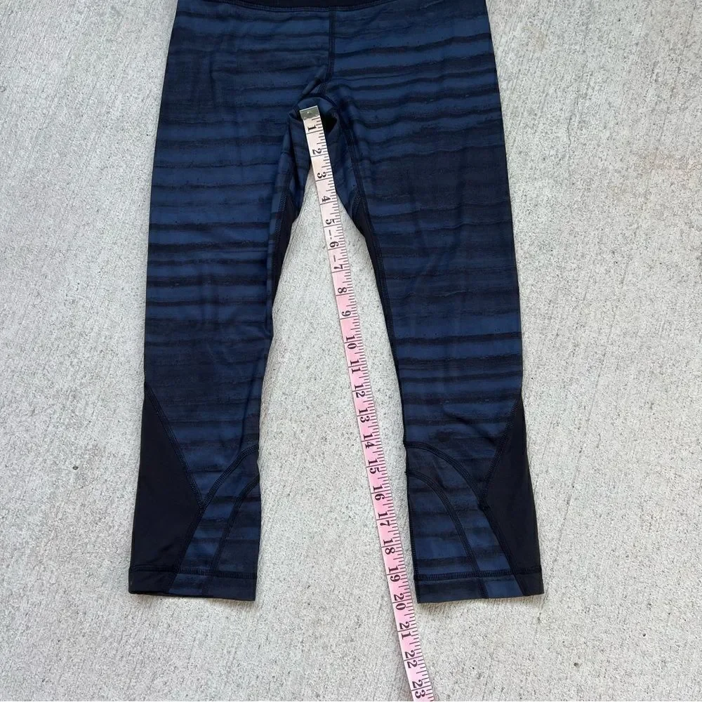 Lululemon inspire crop leggings women’s size 4